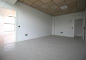 2094m² warehouse industrial for sale in Getafe, Calle Morse photo