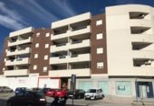 Local comercial en venta con 137m² en Algeciras, Urbanización Alborán foto