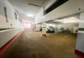 Local comercial en venta con 339m² en Sant Joan Despí, Carrer de Sant Francesc de Sales foto