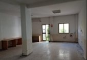 Local comercial en venta con 94m² en Villamartín, Calle Pozomonte foto