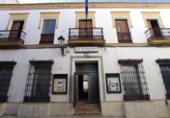 Edifici
en venda
amb 942m² a Villamartín, Calle Pedro Álvarez foto