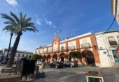 Edifici
en venda
amb 942m² a Villamartín, Calle Pedro Álvarez foto
