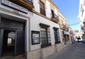 Edifici
en venda
amb 942m² a Villamartín, Calle Pedro Álvarez foto