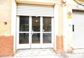 Local comercial en venta con 149m² en Carcagente, avenidas foto
