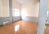 Local comercial en venta con 149m² en Carcagente, avenidas foto