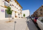 Local comercial
en venda
amb 64m² a Peligros, Avenida de la Fuente foto