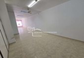 Local comercial en venta con 148m² en Arrecife, en la zona de Arrecife Centro, Calle La Inés foto
