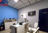 Local comercial en venta con 209m² en Linares foto