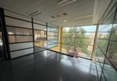 Nave Industrial en venta con 2197m² en Valencia, en la zona de Horno de Alcedo, Avenida Trabajadores foto