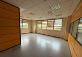Nave Industrial en venta con 2197m² en Valencia, en la zona de Horno de Alcedo, Avenida Trabajadores foto
