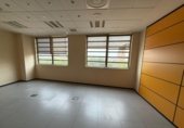 Nave Industrial en venta con 2197m² en Valencia, en la zona de Horno de Alcedo, Avenida Trabajadores foto