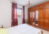 627m² building for sale in Granada, in the area of Albaicín, Calle Zenete photo