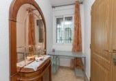 627m² building for sale in Granada, in the area of Albaicín, Calle Zenete photo