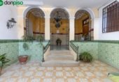 Edificio en venta con 627m² en Granada, en la zona de Sagrario, Calle Gran Vía de Colón foto