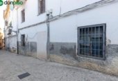 Edificio en venta con 627m² en Granada, en la zona de Sagrario, Calle Gran Vía de Colón foto