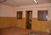 Local comercial en alquiler con 100m² en Elda foto