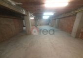 700m² commercial premises for sale in Cuenca photo