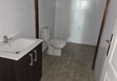 Local comercial en venta con 97m² en Torrevieja, Calle Joaquín Chapaprieta foto