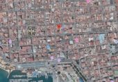 Local comercial en venta con 97m² en Torrevieja, Calle Joaquín Chapaprieta foto