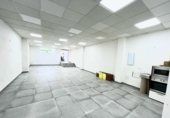 Local comercial
en venda
amb 229m² a Camas, N-630 foto