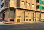 224m² commercial premises for sale in Murcia, in the area of Beniaján, Calle Mayor photo