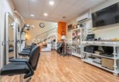 Peluqueria en venta con 65m² en Reus, Carrer de Frida Kahlo foto