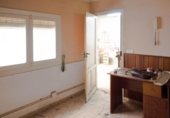 141m² commercial premises for sale in Orihuela, Calle San Juan photo