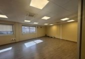 Local comercial en venta con 940m² en Sitges, Avinguda dels Garrofers foto