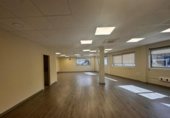 Local comercial en venta con 940m² en Sitges, Avinguda dels Garrofers foto