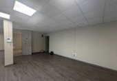 Local comercial en venta con 940m² en Sitges, Avinguda dels Garrofers foto