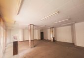 140m² commercial premises for sale in Onteniente, Calle Músico Martínez Valls photo