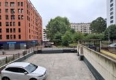 Local comercial
en lloguer
amb 544m² a A Coruña foto
