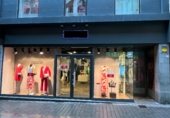 Local comercial en venta, alquiler con 230m² en Puigcerdà, MAJOR 35 foto