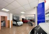 Local comercial en venta con 360m² en Badalona, en la zona de Coll i Pujol, Carrer d'Anselm Clavé foto