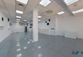171m² commercial premises for sale in Parla, calle de pinto, 28982 photo