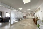 400m² office for sale in Brenes photo