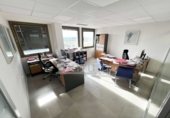 400m² office for sale in Brenes photo
