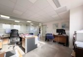 400m² office for sale in Brenes photo