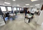 400m² office for sale in Brenes photo
