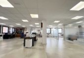 400m² office for sale in Brenes photo