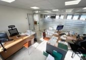 400m² office for sale in Brenes photo