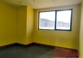 Oficinas en venta con 442m² en Santander, Avenida Primero de Mayo foto