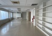 310m² commercial premises for sale in Guadalajara, Calle Cabañeros photo