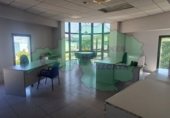 Nave Industrial en alquiler con 744m² en Zamudio foto