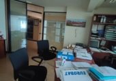 450m² commercial premises for sale in Gijón, in the area of Laviada, Calle Avilés photo