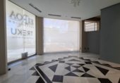 84m² commercial premises for sale in A Coruña photo