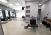 Local comercial en alquiler con 130m² en Logroño foto