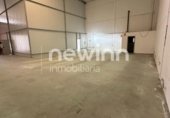 670m² warehouse for sale in Palma del Río, Plaza Laguna Mendoza photo