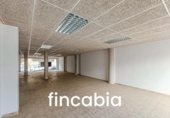 Local comercial
en venda
amb 39m² a Santa Coloma de Farners, Carrer Maresme foto