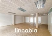 Local comercial
en venda
amb 39m² a Santa Coloma de Farners, Carrer Maresme foto